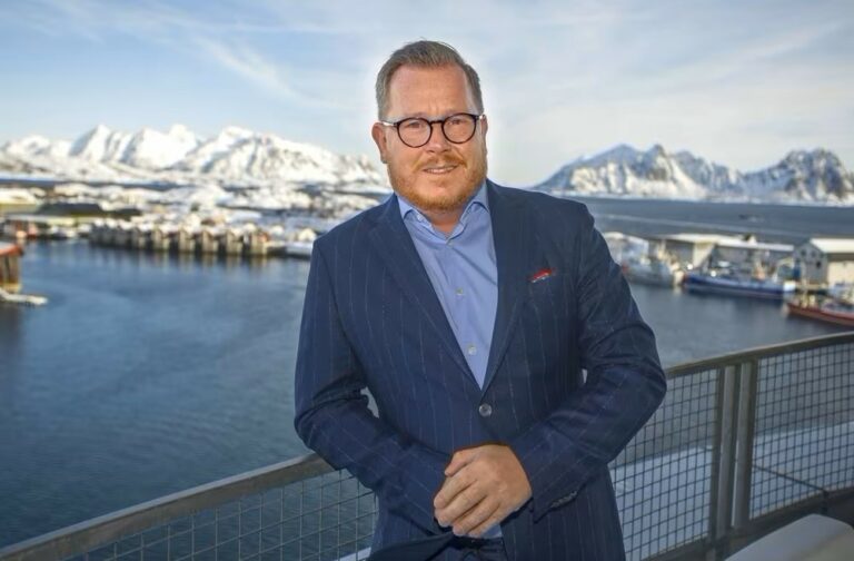 Erik Taraldsen, hotelldirektør ved Thon Hotel Svolvær mener det bør forbys AirBnb over hele Lofoten. Foto: Emma Sætre, Arkiv.