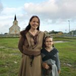 Kine Elisabeth Jensen og Anne Skog (9) er klare for Querinioperaen i Venezia.